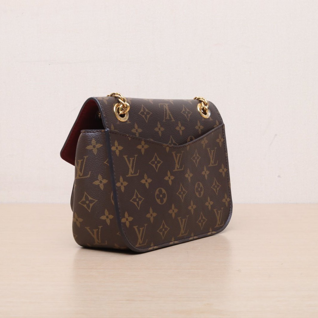 *LOUIS VUITTON PASSY Chain Pochette Metis-Hana Vintage