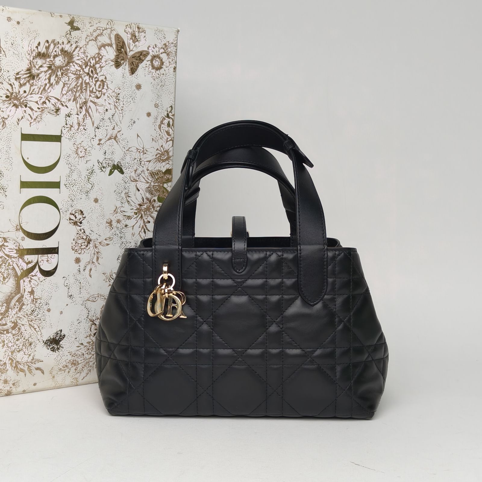 *DIOR Toujours Shoulder Bag, Small Size 23-Hana Vintage