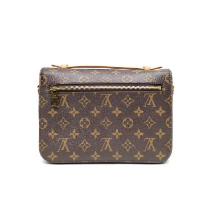 LOUIS VUITTON Pochette Metis