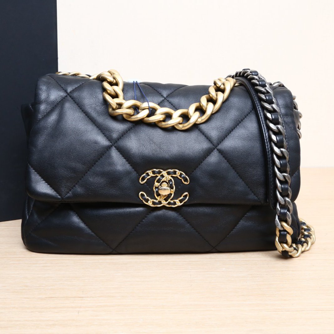 *CHANEL 19BAG Flap Bag, Medium, 30cm-Hana Vintage