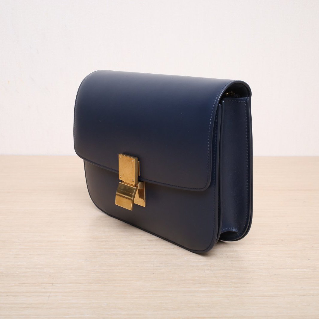 *CELINE Classic Box Medium Size-Hana Vintage