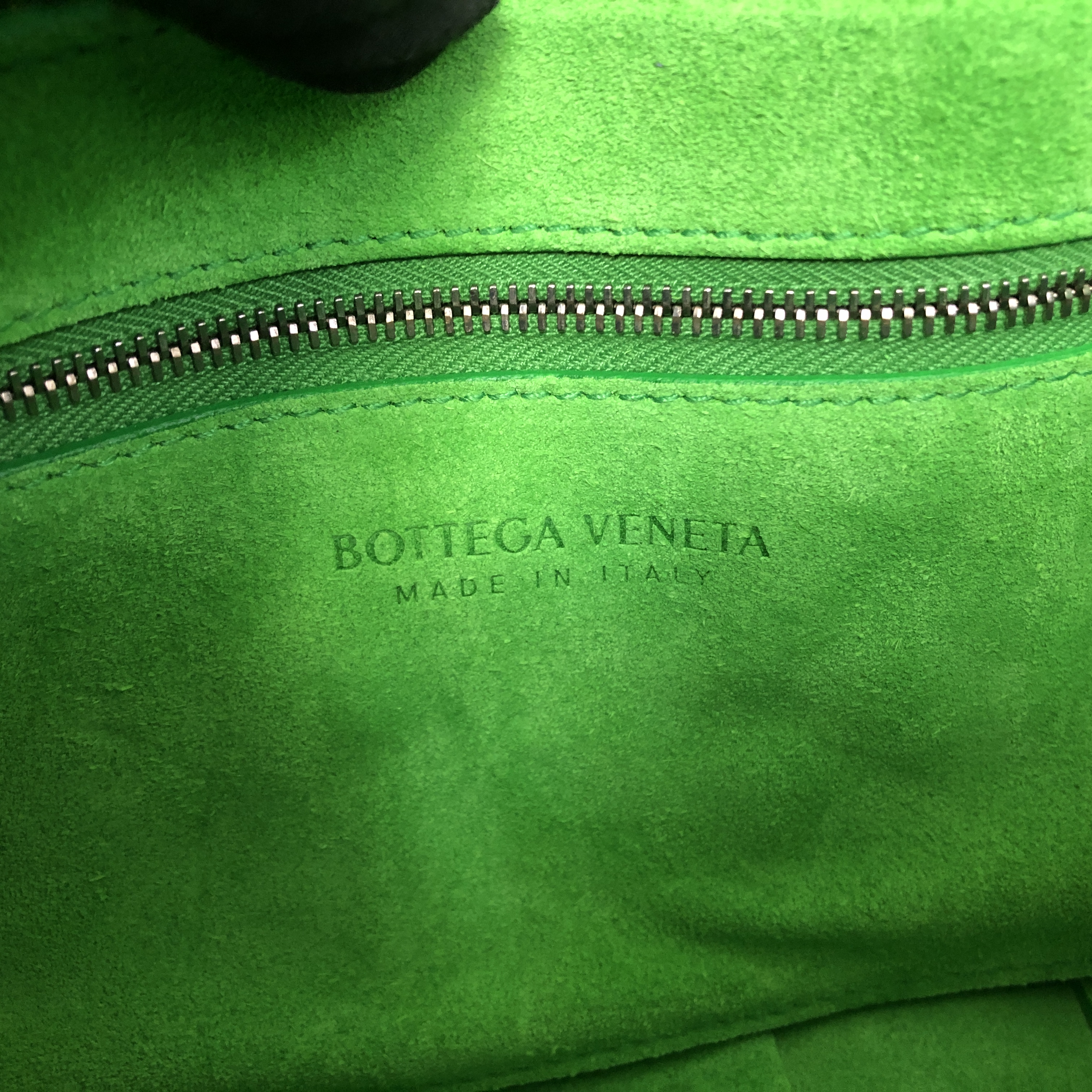Bottega Veneta Crossbody Box Pouch in Grain de Poudre Pistachio