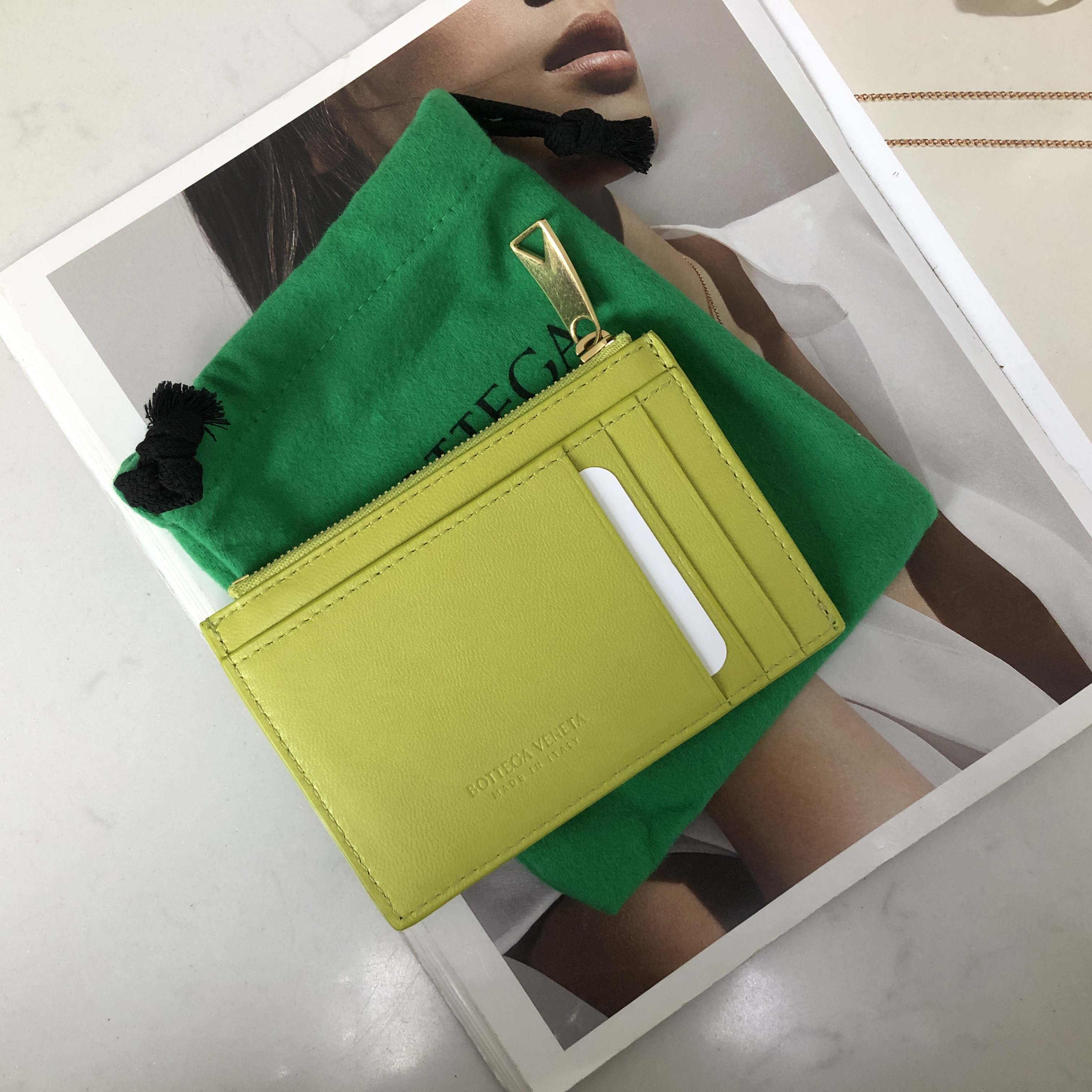 Bottega Veneta Card Case in Kiwi