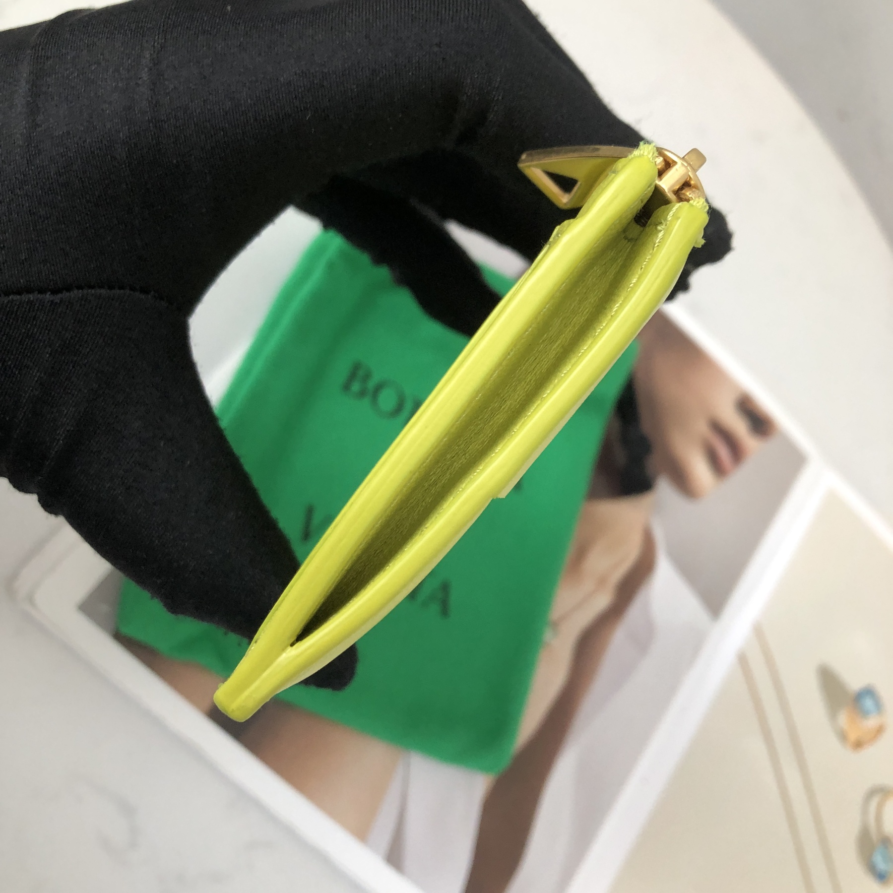 Bottega Veneta Card Case in Kiwi