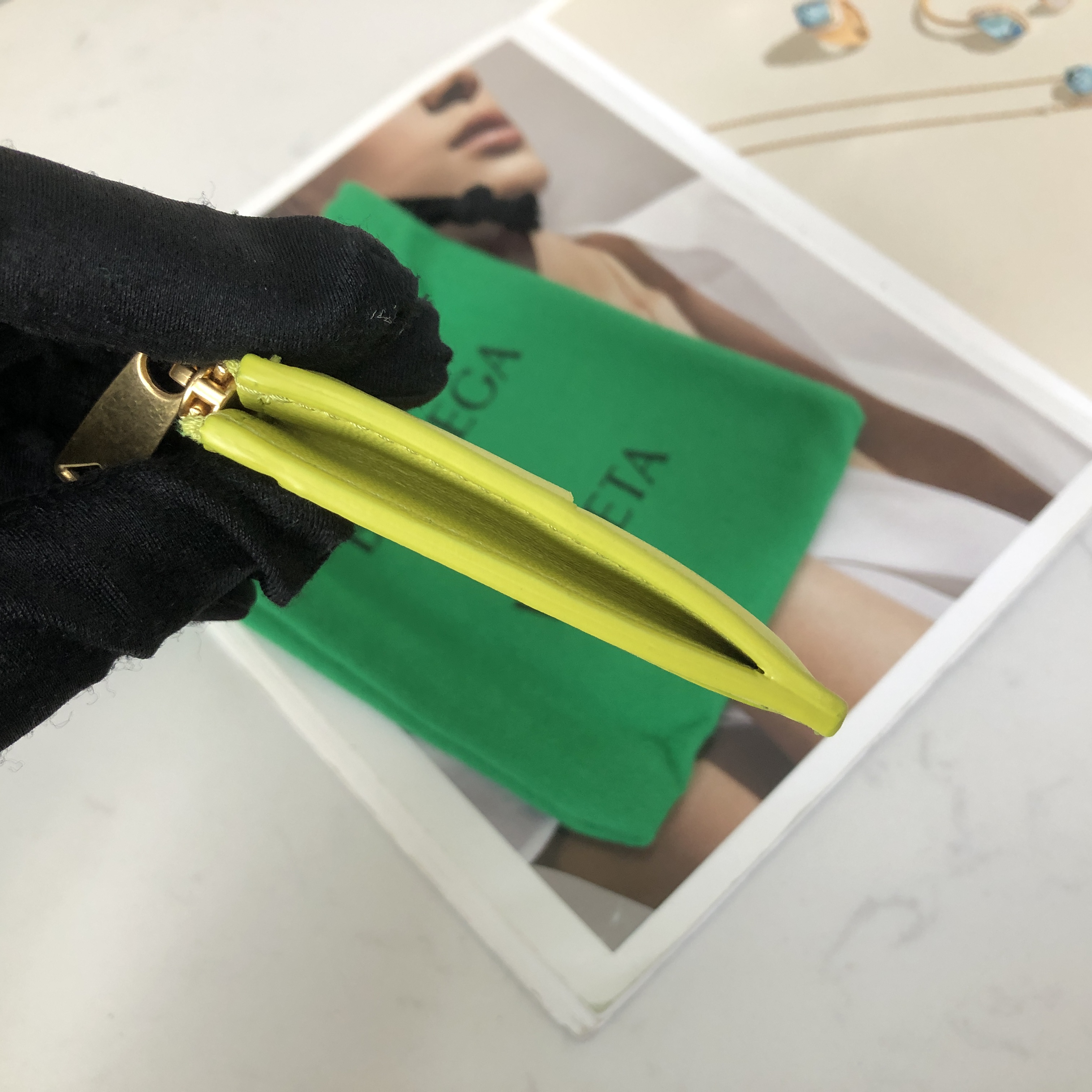 Bottega Veneta Card Case in Kiwi