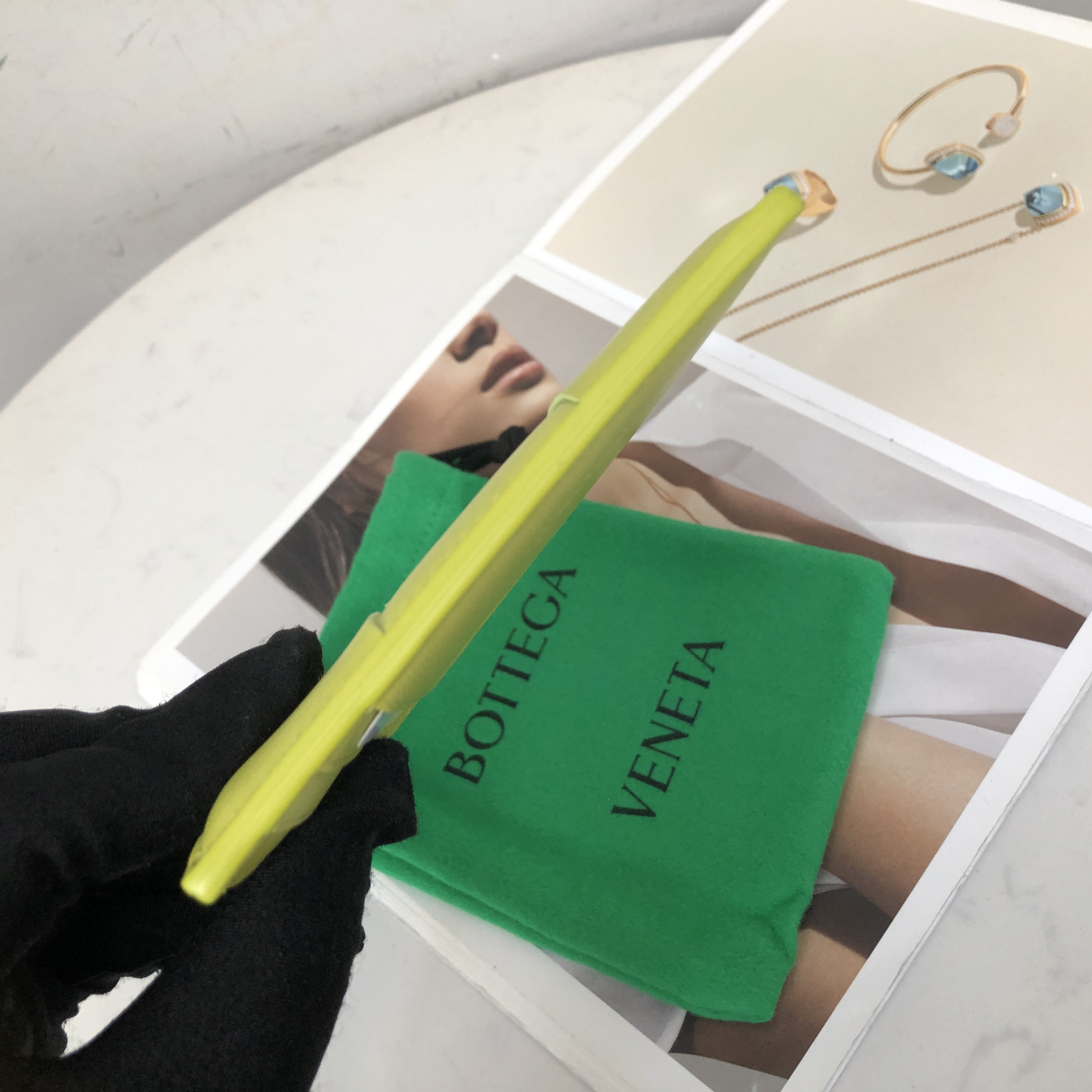 Bottega Veneta Card Case in Kiwi