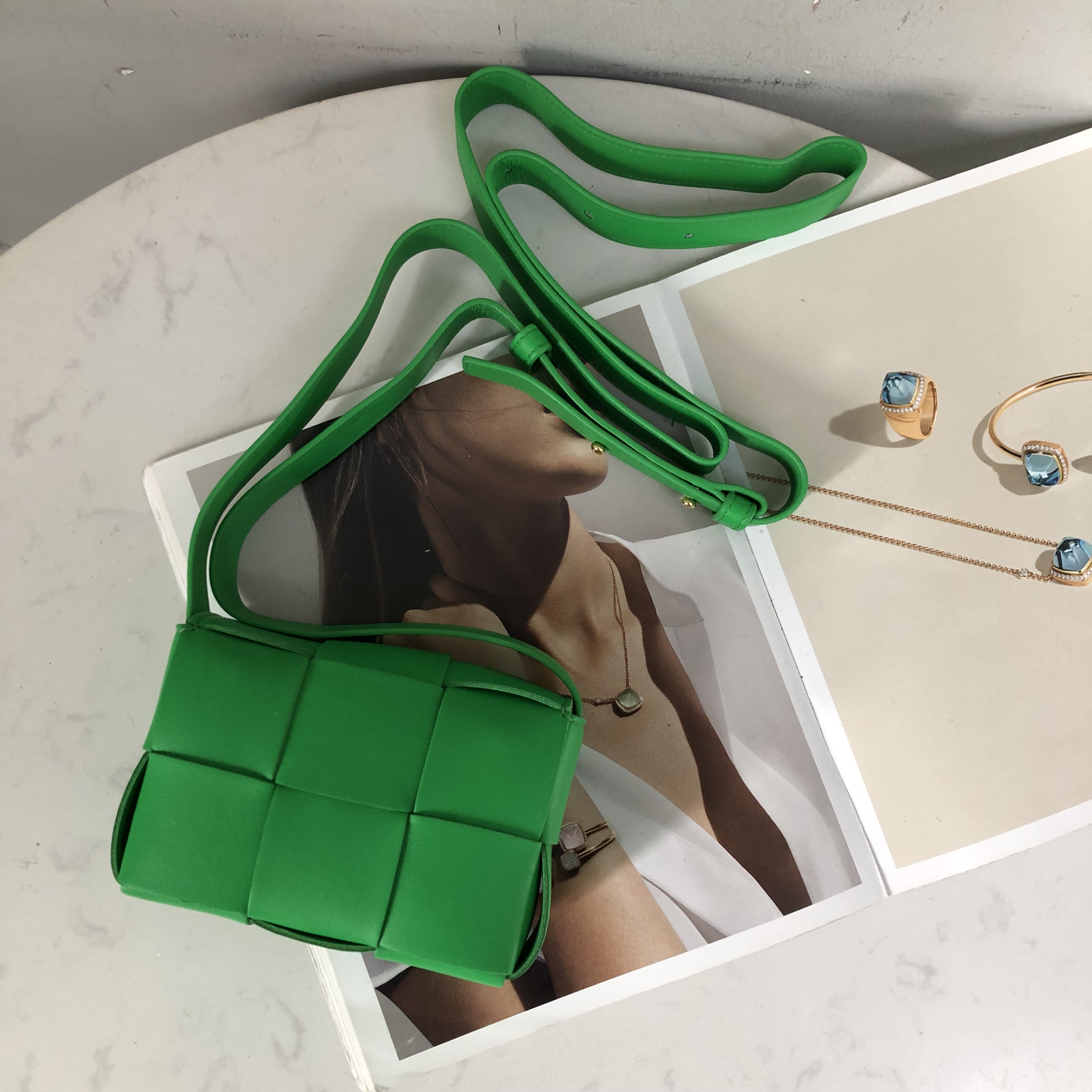 Bottega Veneta Mini Intrecciato Crossbody Bag in Parrot Green (666688)