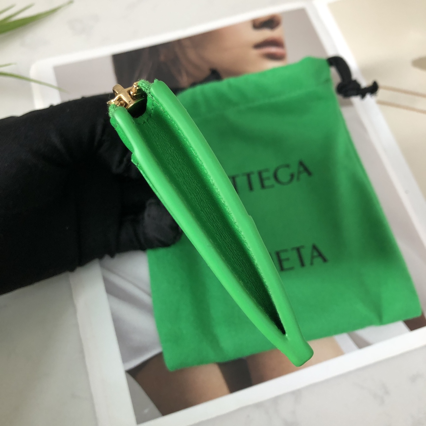 Bottega Veneta Card Case in Parrot Green