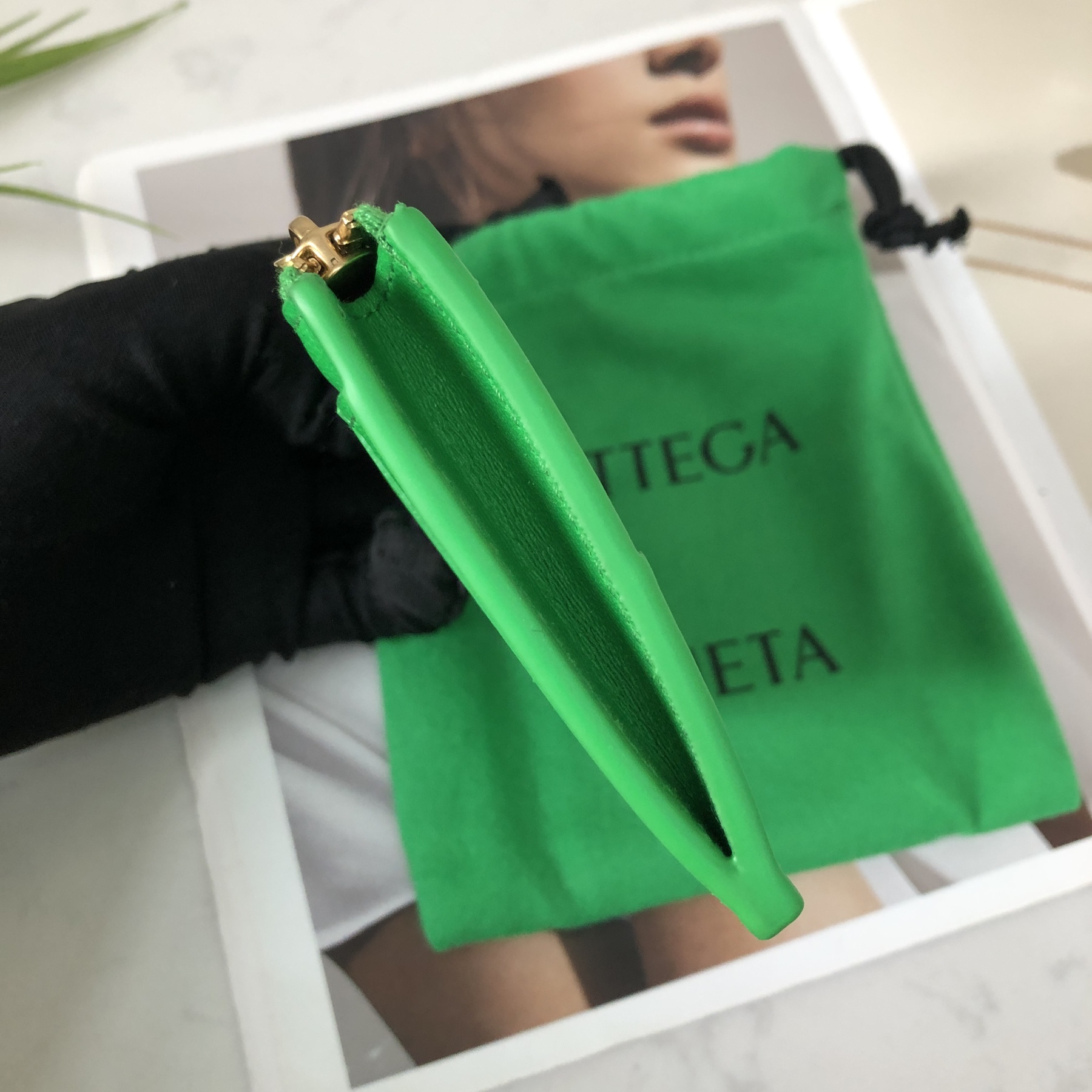 Bottega Veneta Card Case in Parrot Green