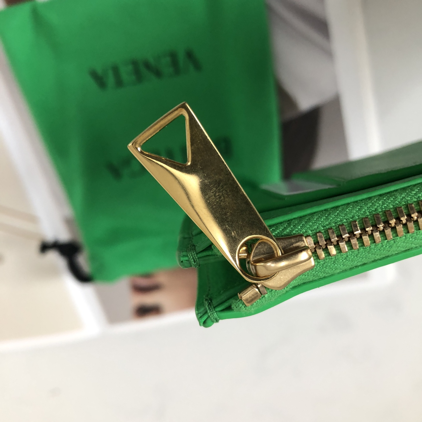 Bottega Veneta Card Case in Parrot Green