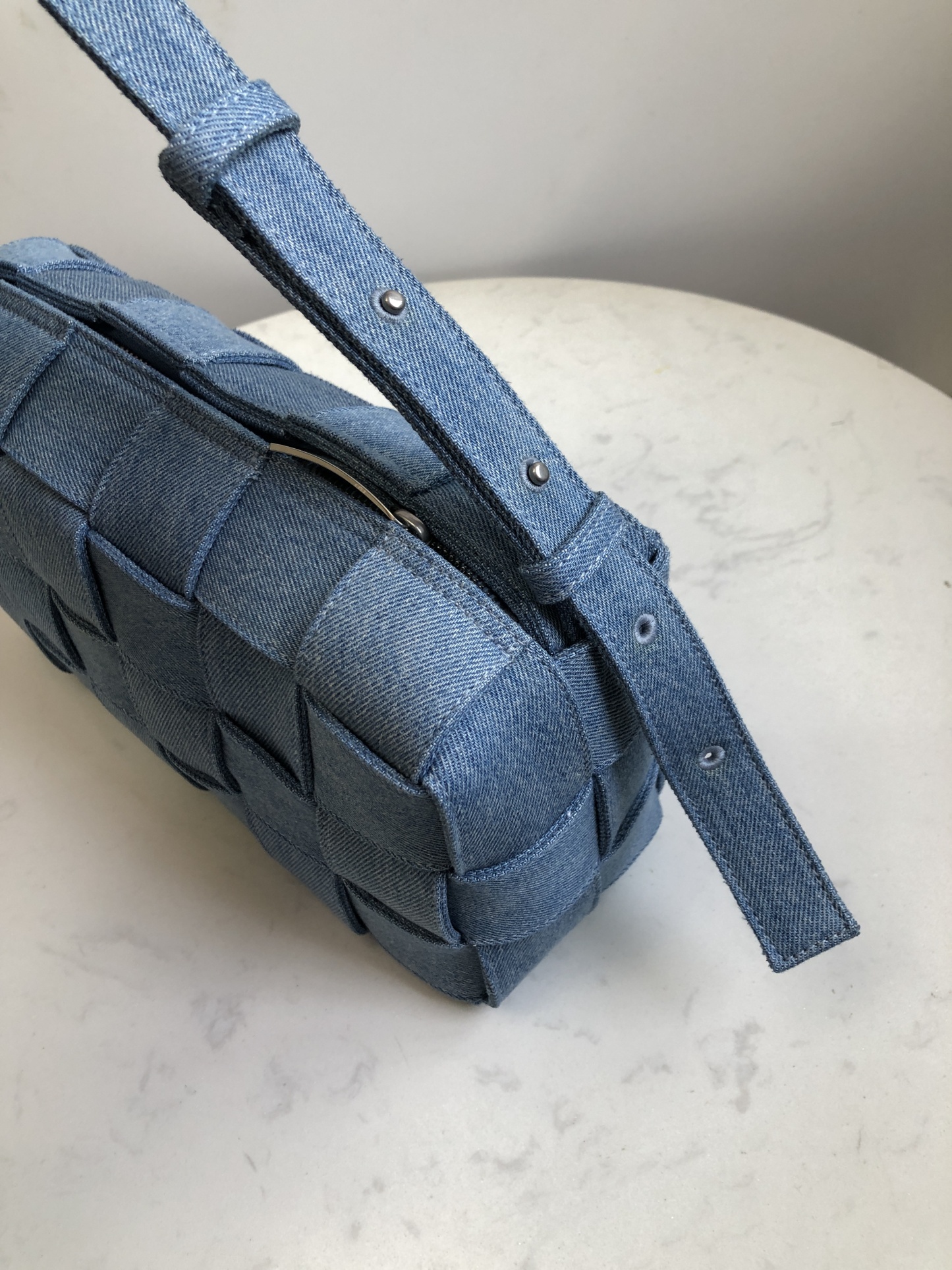 Bottega Veneta Shoulder Bag in Washed Indigo Denim (709628)