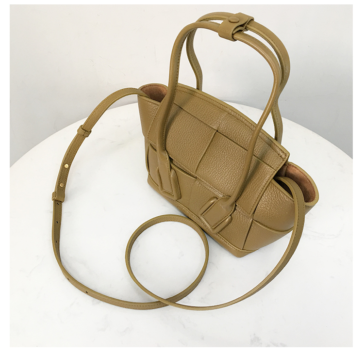 Bottega Veneta Mini Arco Bag in Acorn