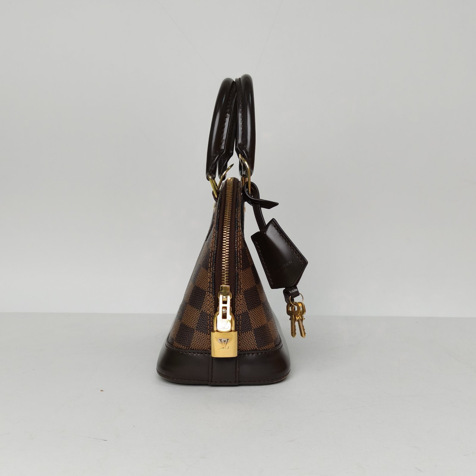 LOUIS VUITTON ALMA Alma BB 23.5