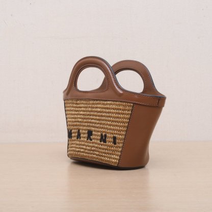 *MARNI Limited edition showpiece woven with logo embroidery, Crossbody Bag MIN-Hana Vintage