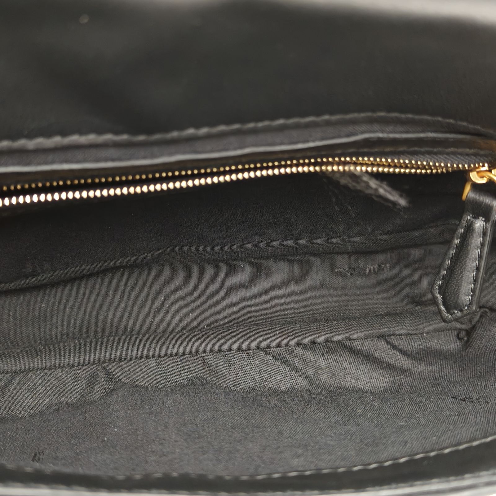 *FENDI Baguette bag Medium Size-Hana Vintage
