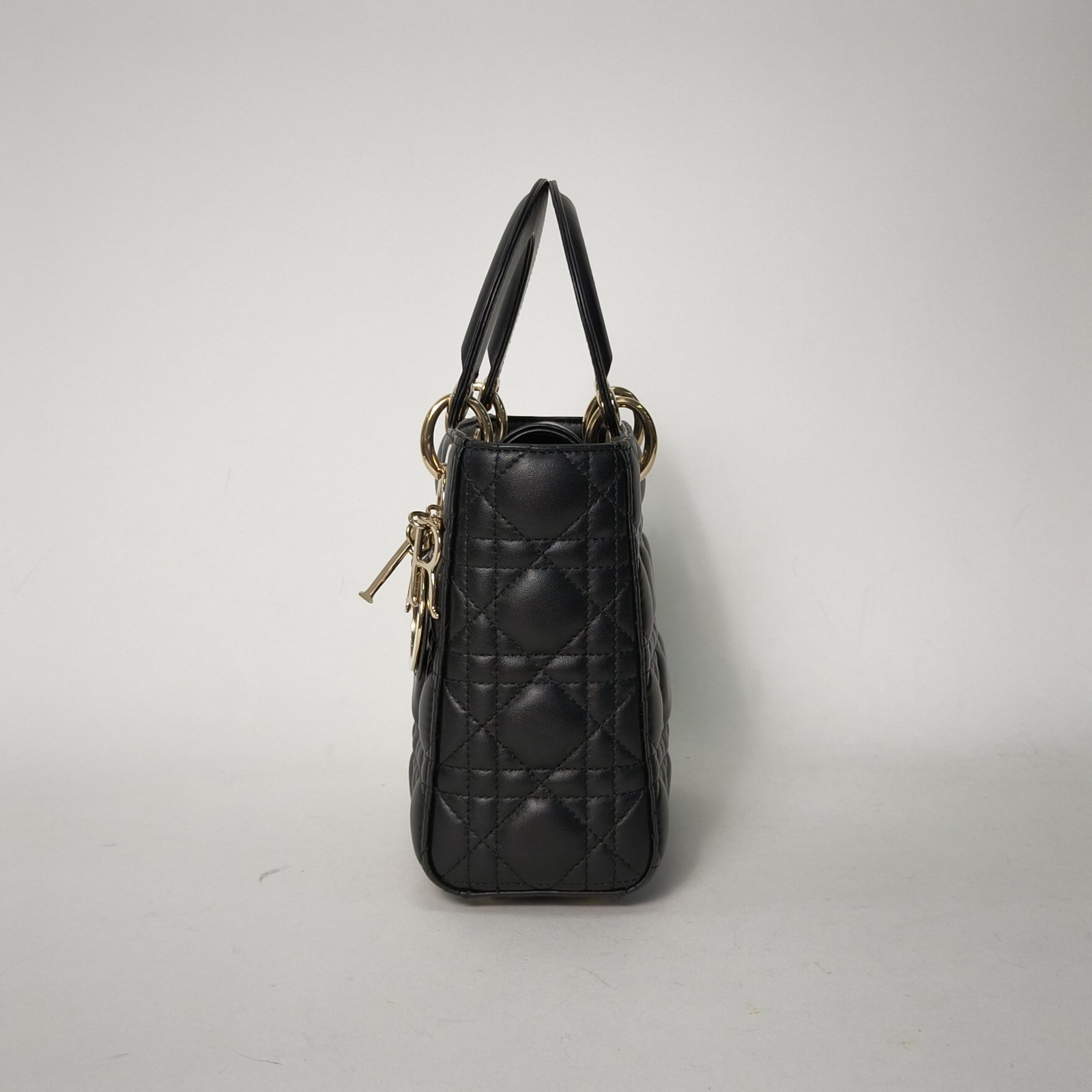*DIOR Lady Dior Lady Dior Bag, Four Compartments, Badge Shoulder Strap-Hana Vintage