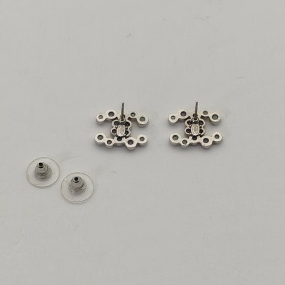 CHANEL 18S Colored Diamond Earrings Alloy-Hana Vintage