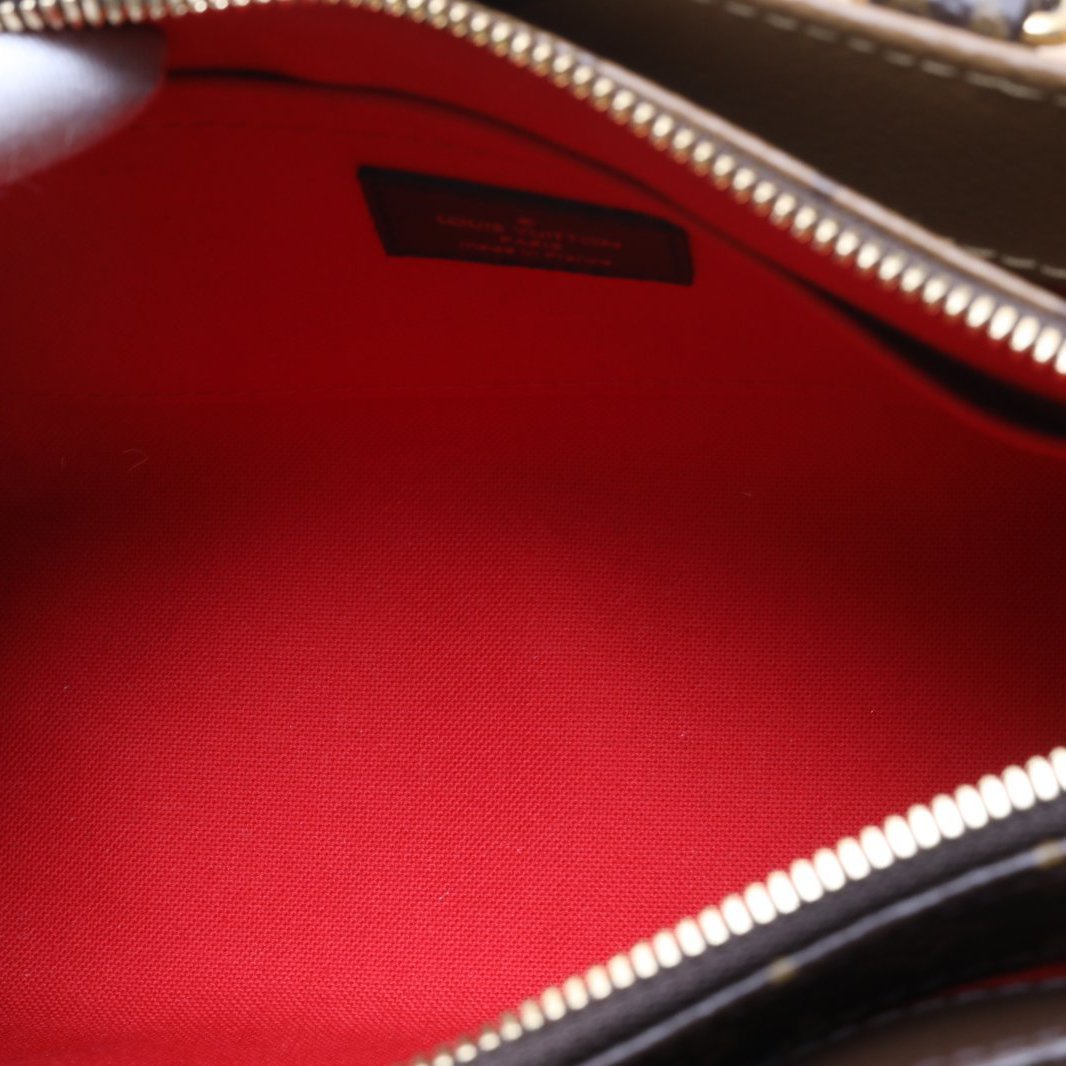 *LOUIS VUITTON Onthego East West Felice Pochette-Hana Vintage