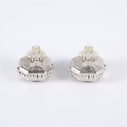 CHANEL 12A Vintage Black Square Clip-on Earrings Alloy-Hana Vintage