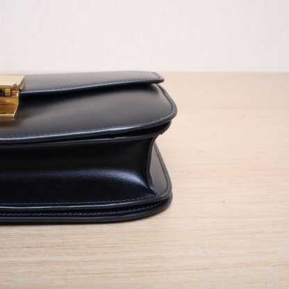 *CELINE Classic Box Medium Size-Hana Vintage