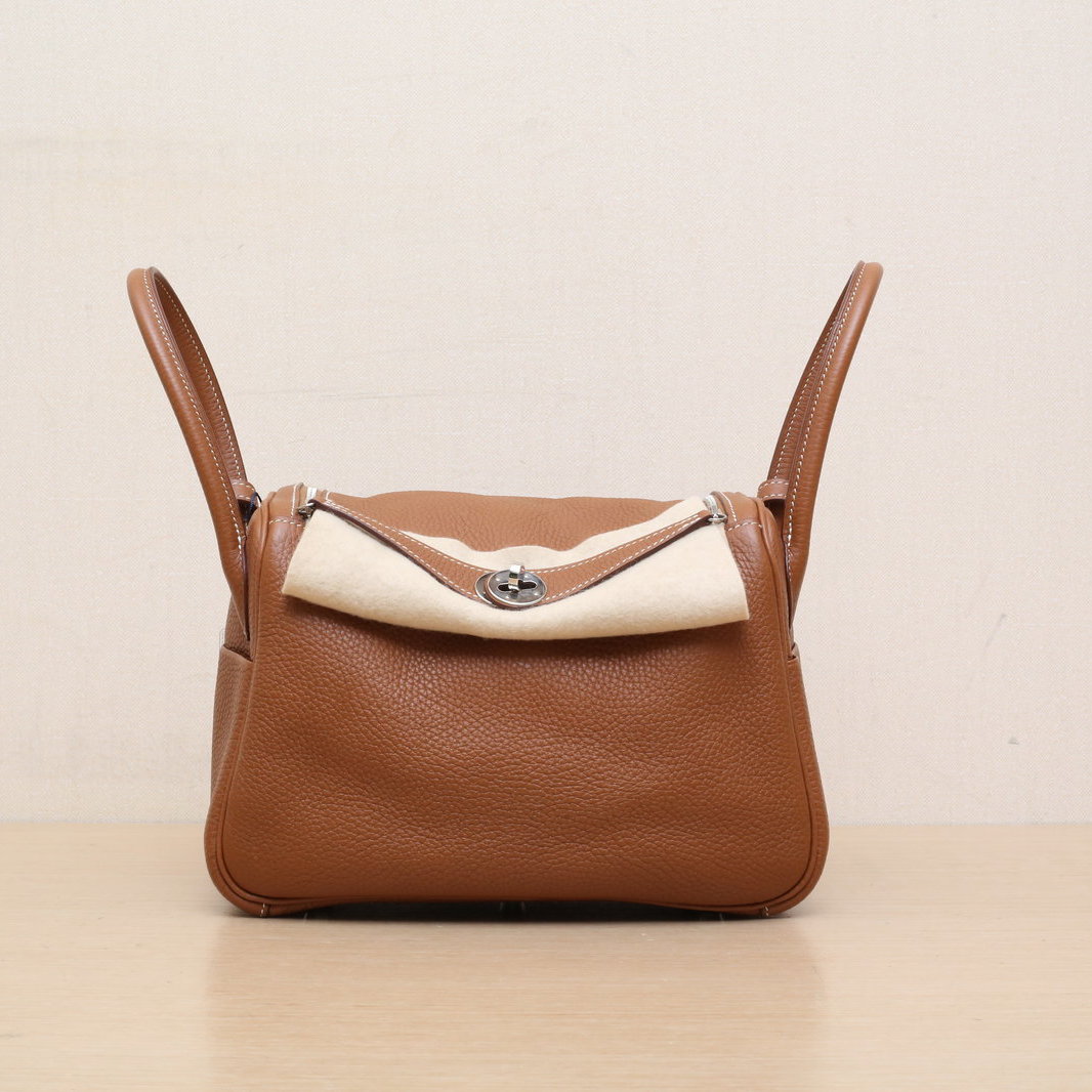 HERMES Lindy 26
