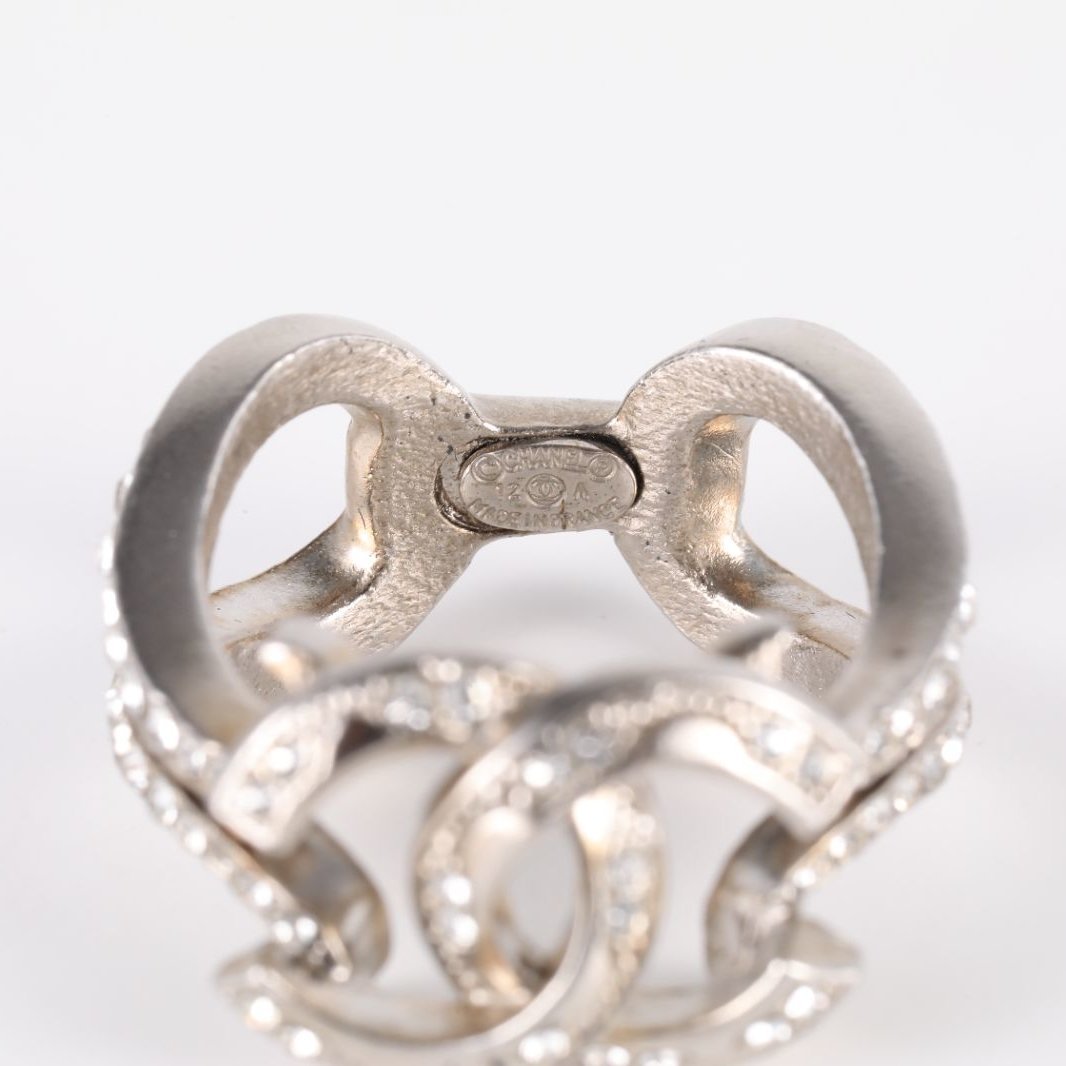 CHANEL 12A Double C Rhinestone Ring 52 Alloy-Hana Vintage