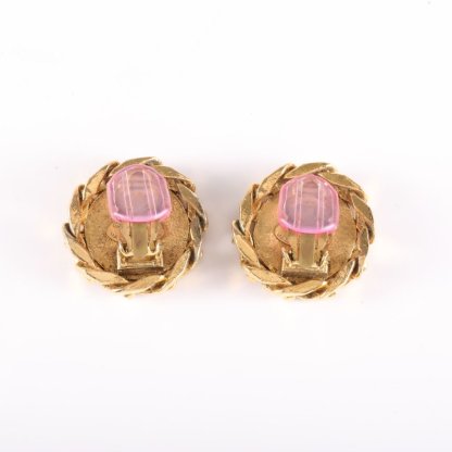 CHANEL 23 Vintage Double C Circle Clip-on Earrings Alloy-Hana Vintage