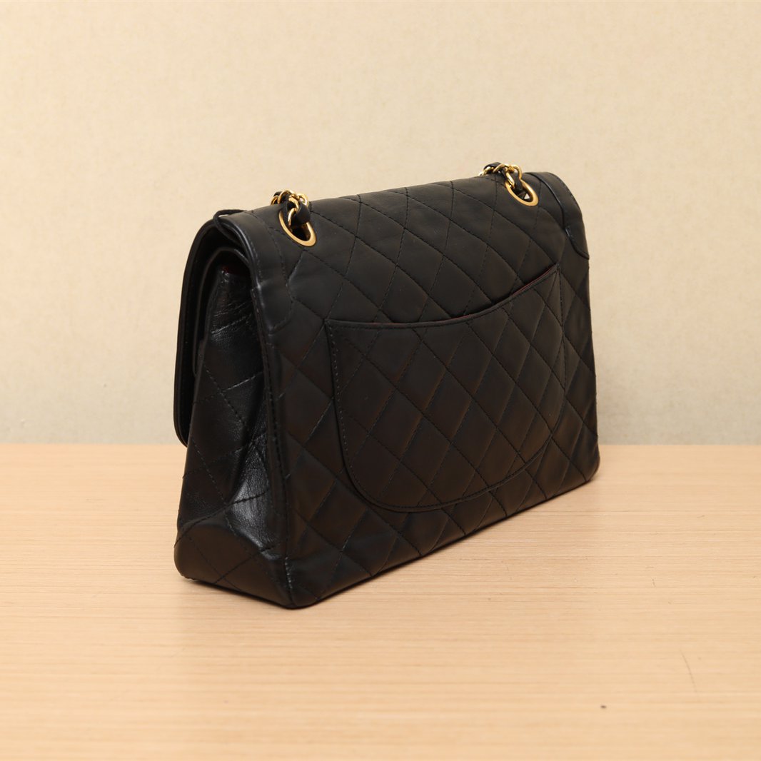 *CHANEL Vintage Paris Limited Edition Dual-tone Buckle Shoulder Bag, Medium Size, Black, 1988-Hana Vintage