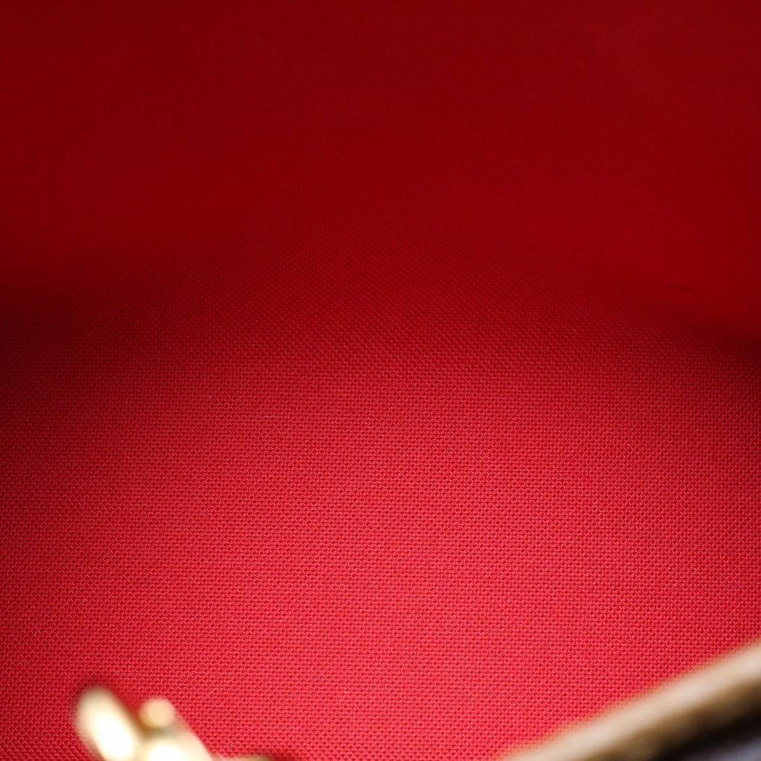 *LOUIS VUITTON Onthego BB 18-Hana Vintage