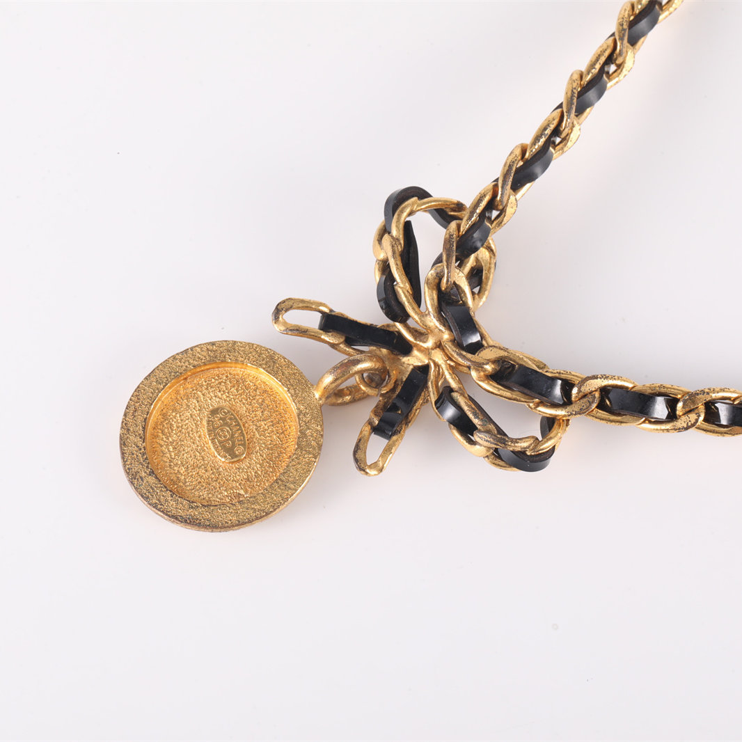 CHANEL Vintage Gold Coin Portrait Bow Chocker Necklace Alloy-Hana Vintage