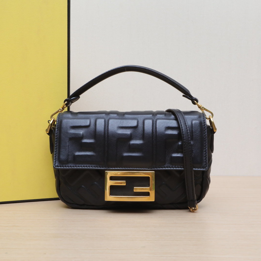 *FENDI Baguette bag Mini-Hana Vintage