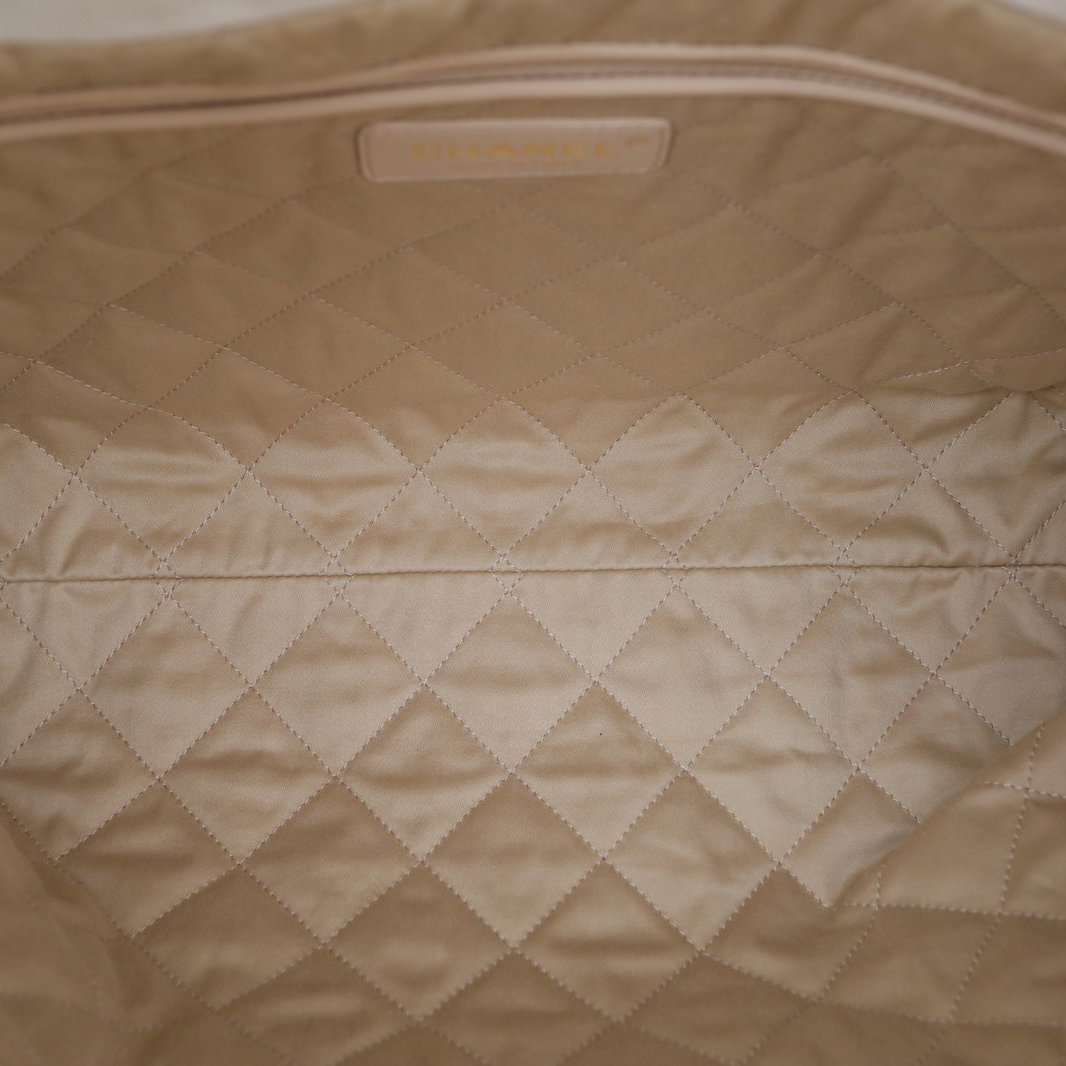 *CHANEL 22Bag Tote Bag Small 30cm-Hana Vintage