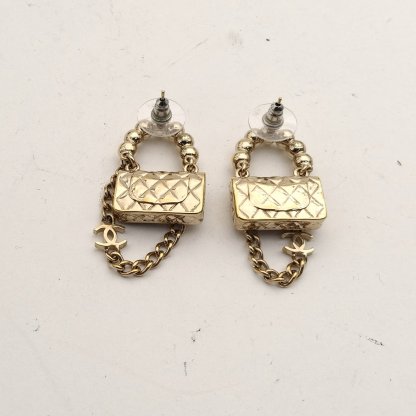 CHANEL Schoolbag Pearl Earring Alloy