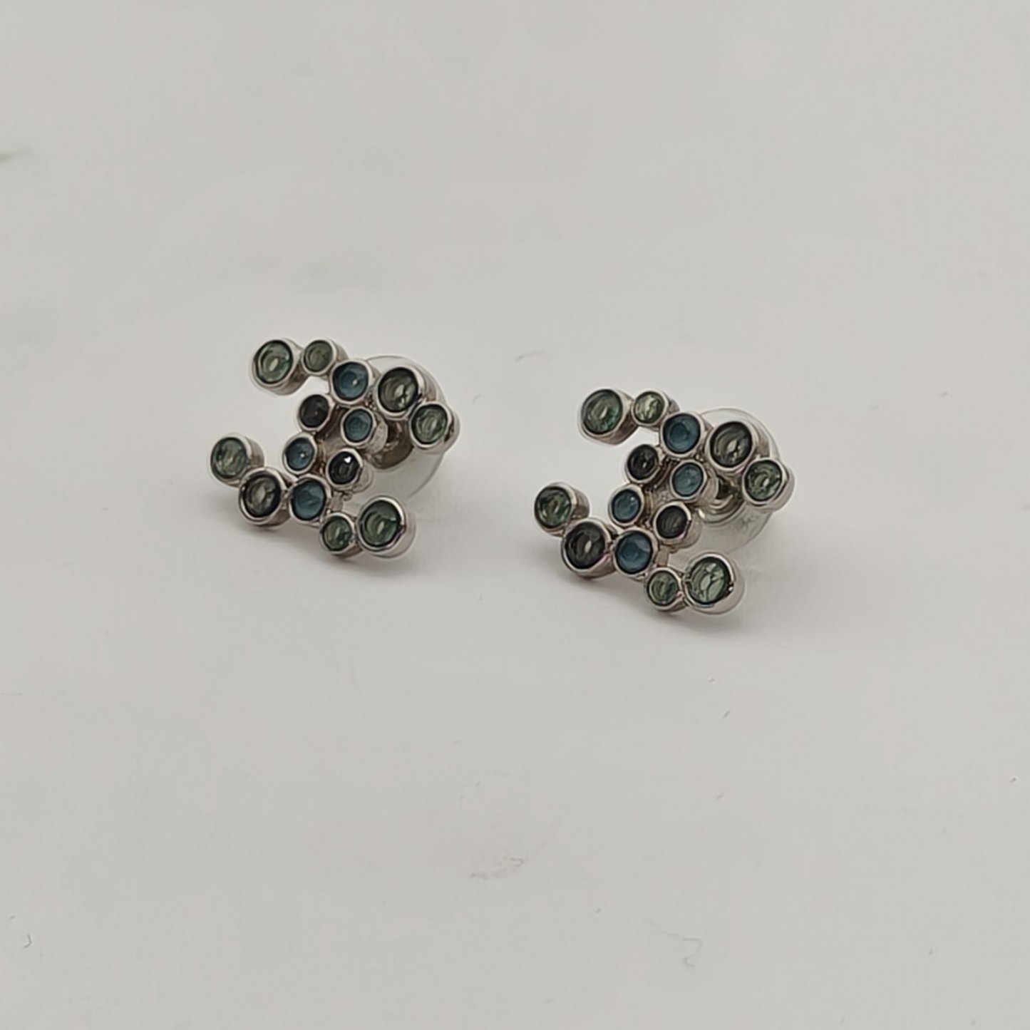 CHANEL 18S Colored Diamond Earrings Alloy-Hana Vintage