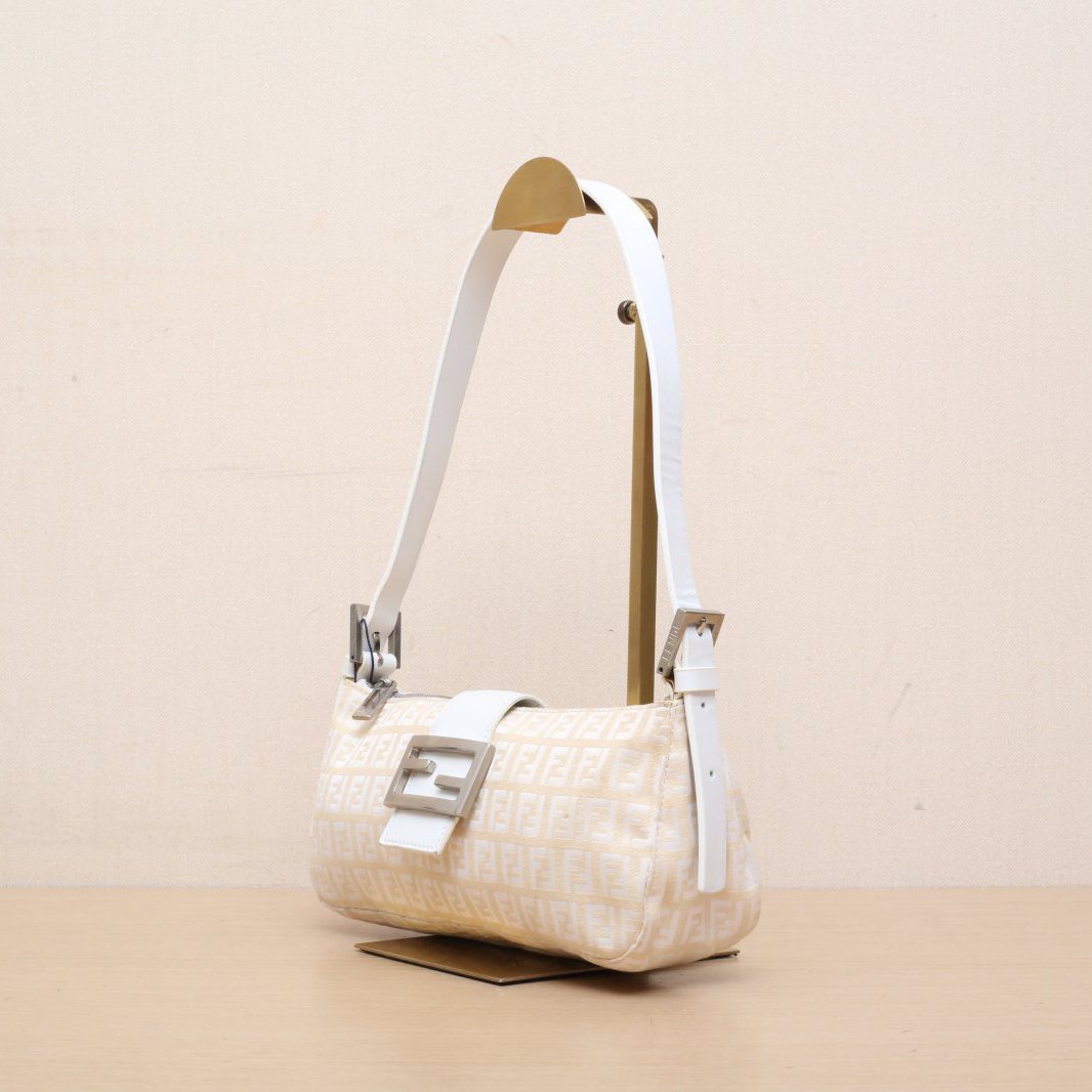 *FENDI Vintage White Canvas Baguette Shoulder Bag-Hana Vintage