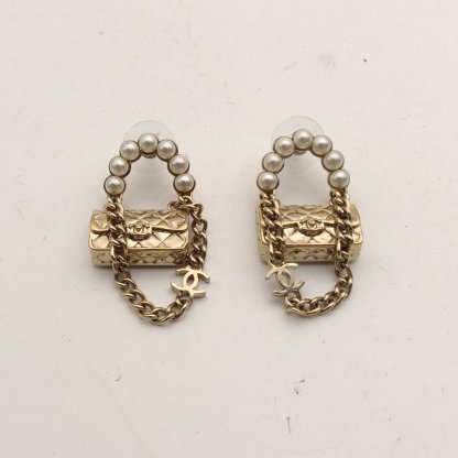 CHANEL Schoolbag Pearl Earring Alloy