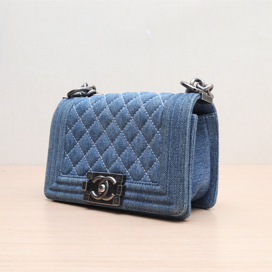 *CHANEL Leboy Small 20.5cm-Hana Vintage