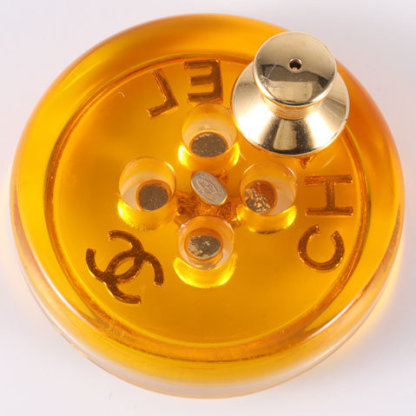 CHANEL Button Brooch Alloy,Resin-Hana Vintage