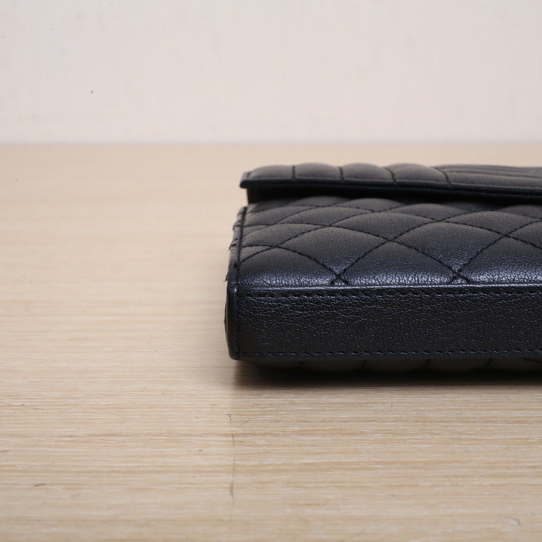 SAINT LAURENT Quilted Envelope Wallet on Chain (WOC)