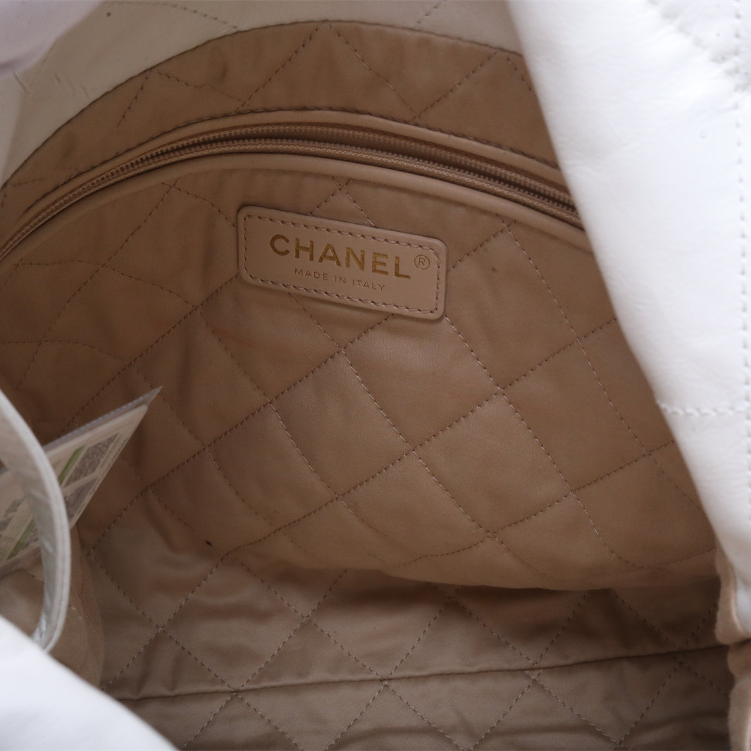 *CHANEL 22Bag Tote Bag Small 30cm-Hana Vintage