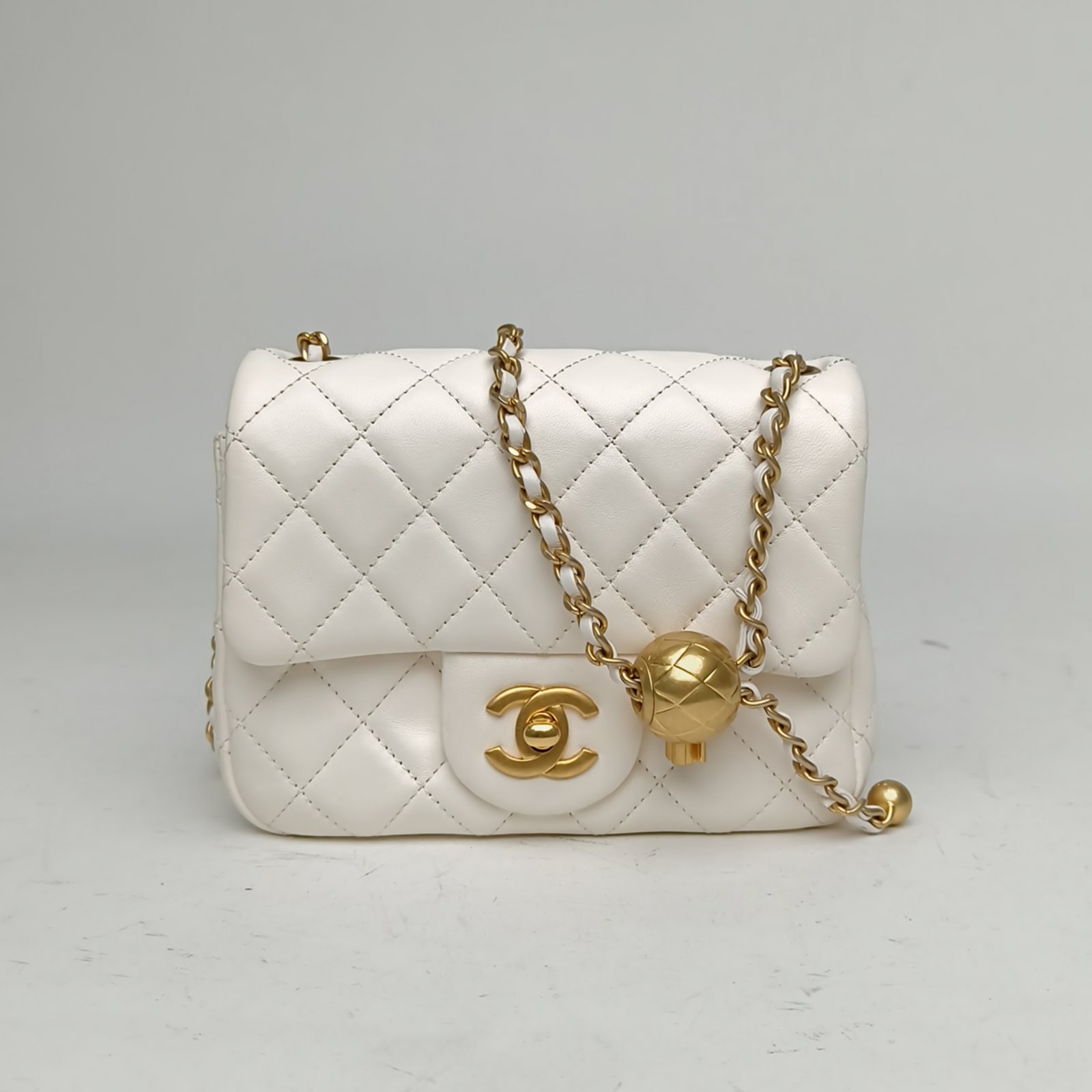 CHANEL CF flap bag, Square Bag, 17cm-Hana Vintage