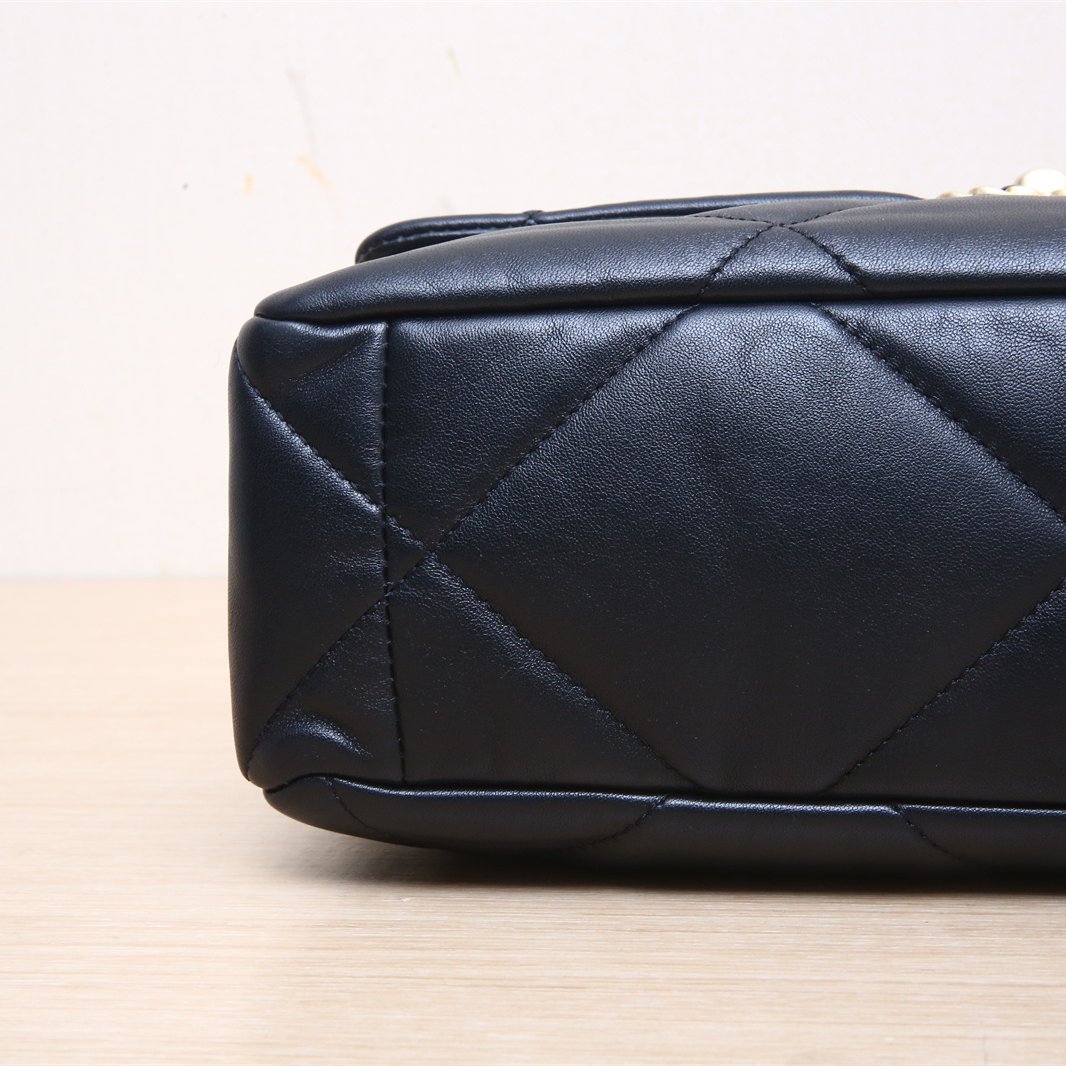 *CHANEL 19BAG Flap Bag, Medium, 30cm-Hana Vintage