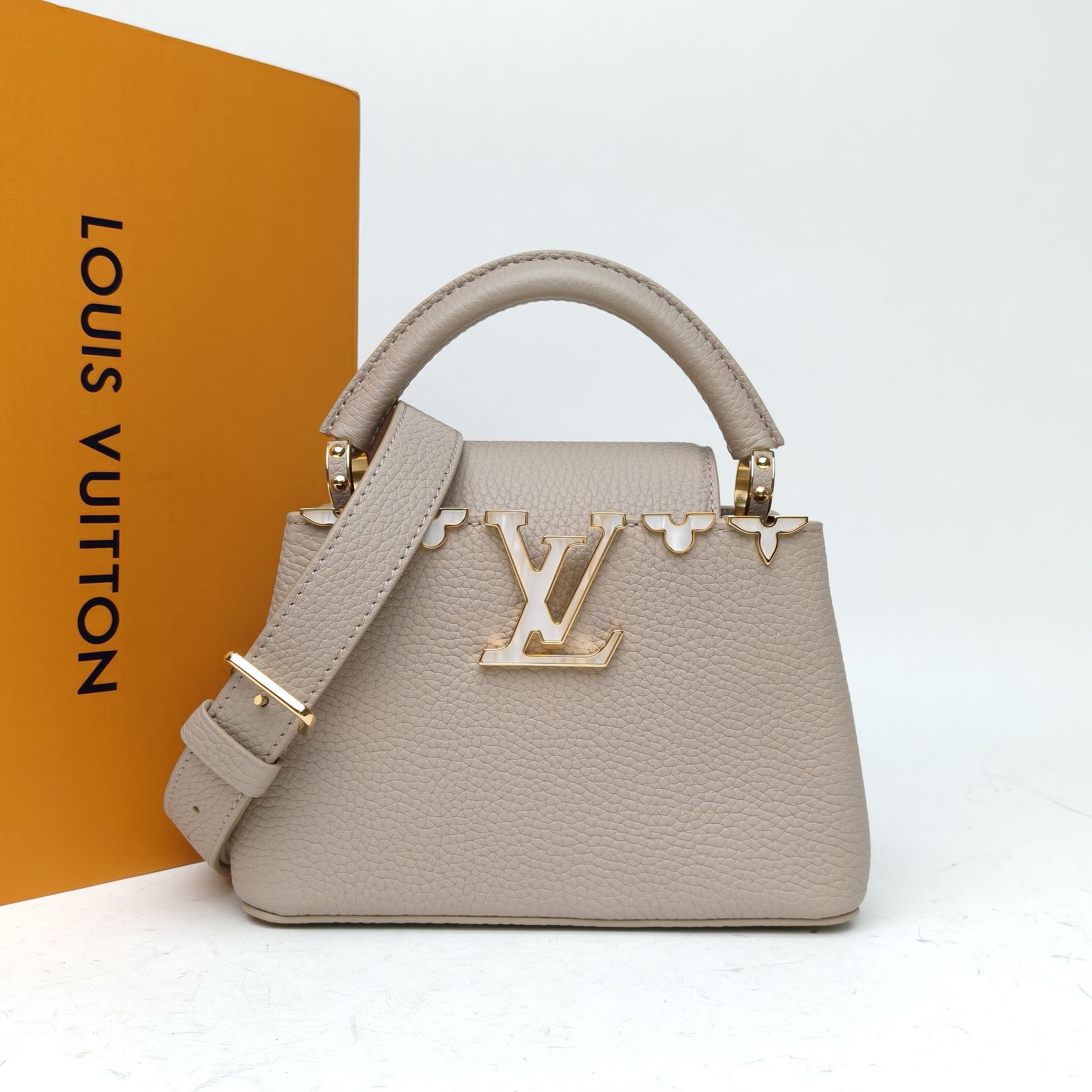 *LOUIS VUITTON Capucines Mini 21-Hana Vintage
