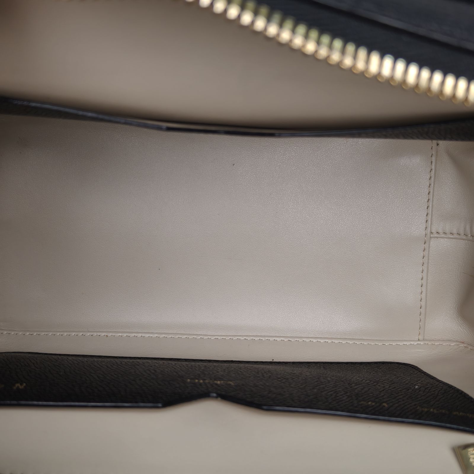 Valextra Black and White Serie S Series Trapezoidal Handbag Shoulder Bag