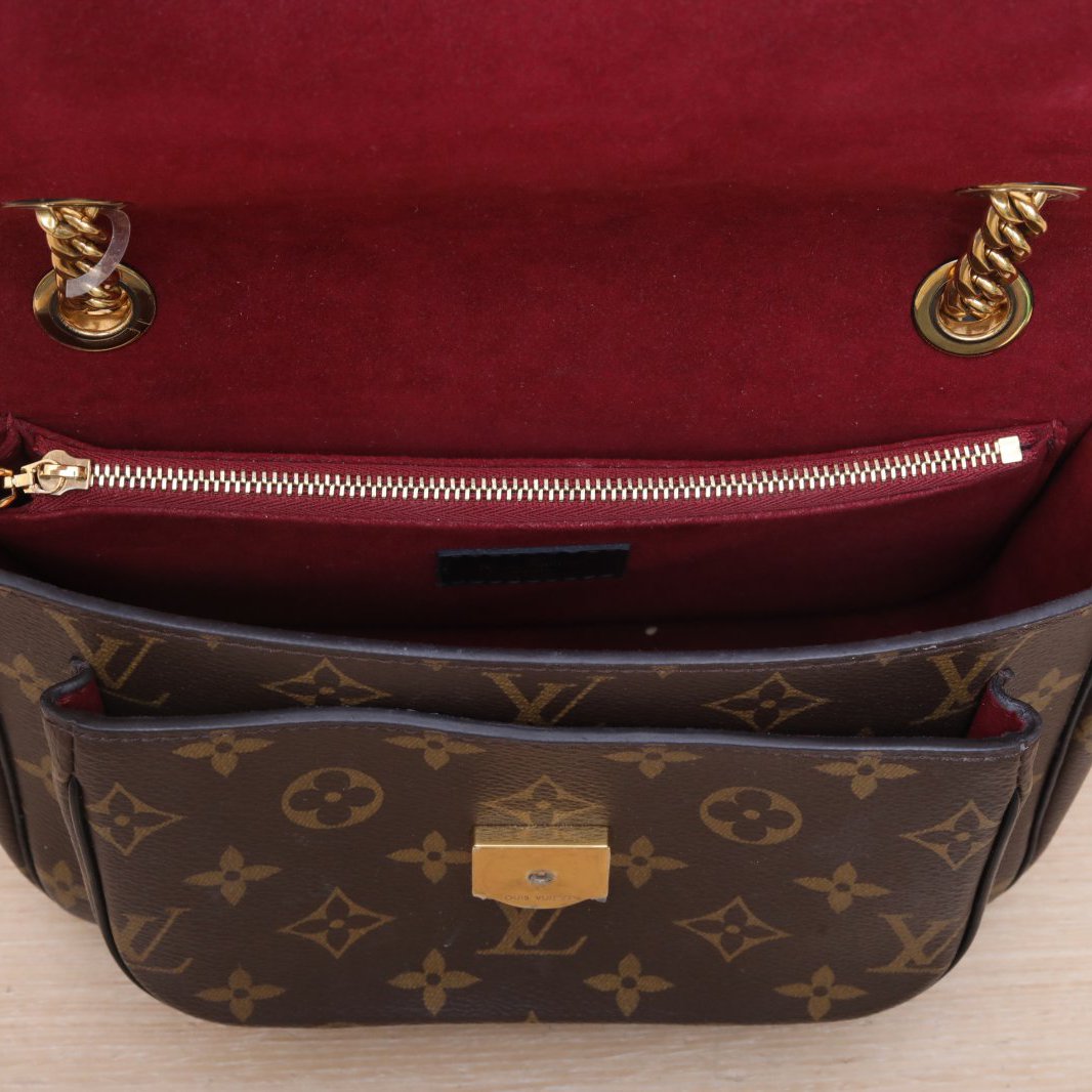 *LOUIS VUITTON PASSY Chain Pochette Metis-Hana Vintage