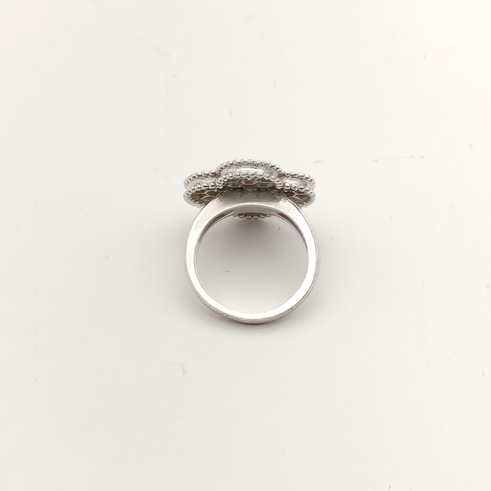 VAN CLEEF&ARPELS Platinum Vintage Alhambra Large Single Flower Ring Full Diamond 53 18K 18K White Gold,Diamond-Hana Vintage