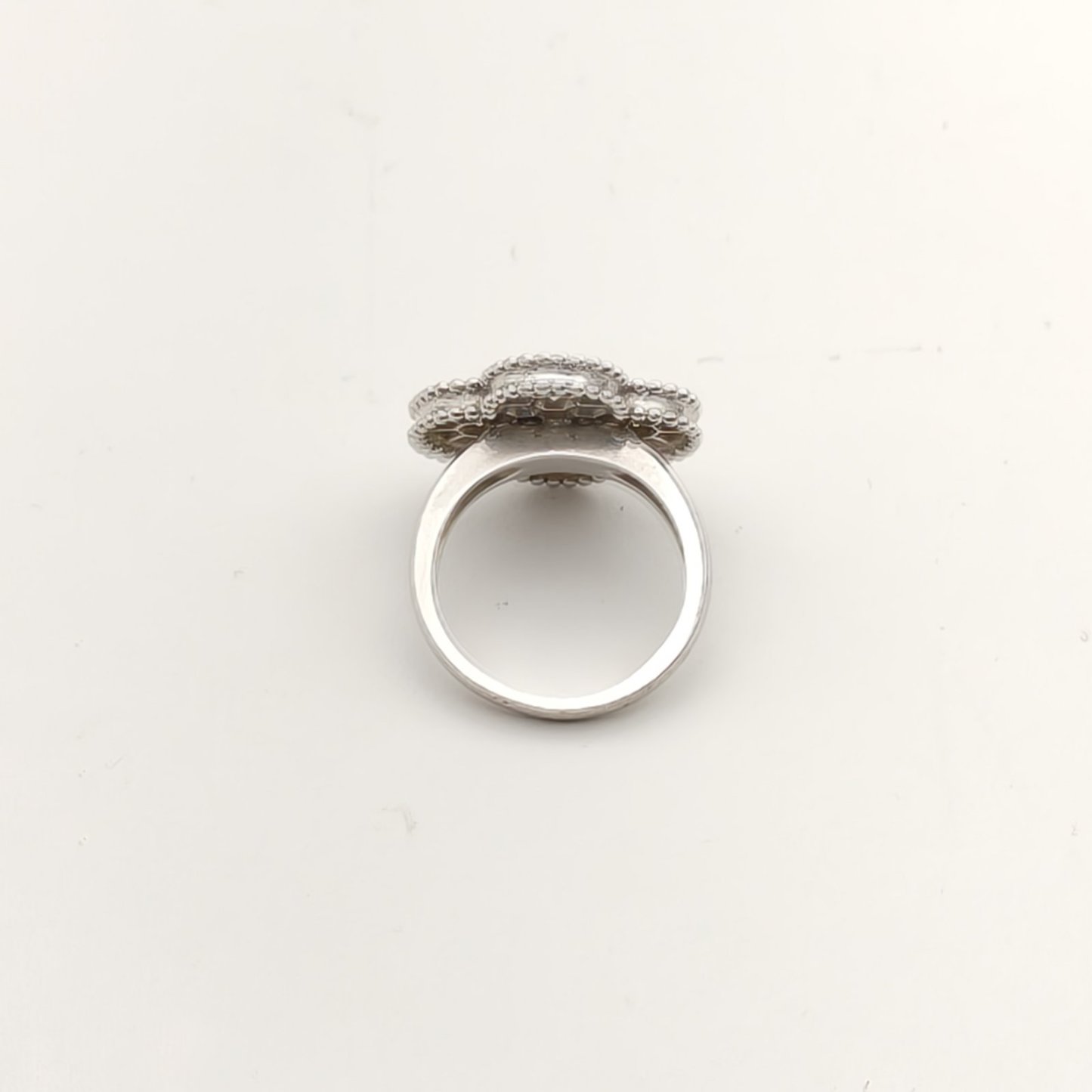 VAN CLEEF&ARPELS Platinum Vintage Alhambra Large Single Flower Ring Full Diamond 53 18K 18K White Gold,Diamond-Hana Vintage