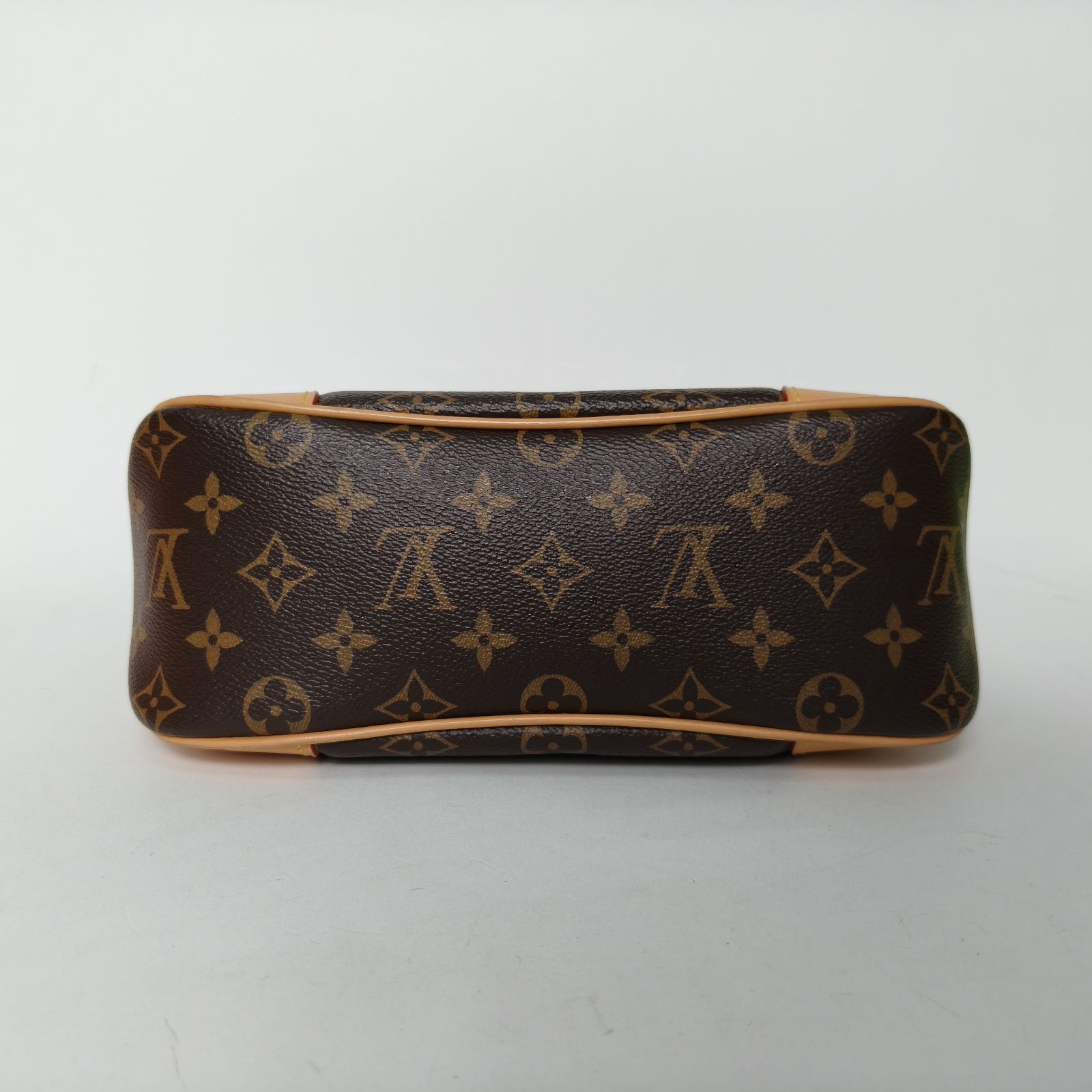 LOUIS VUITTON BOULOGNE Horn-shaped Bag with Detachable Shoulder Strap-Hana Vintage