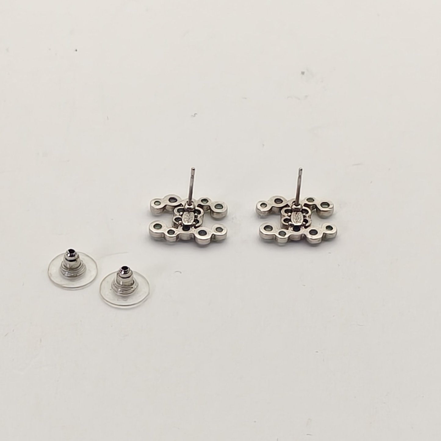 CHANEL 18S Colored Diamond Earrings Alloy-Hana Vintage