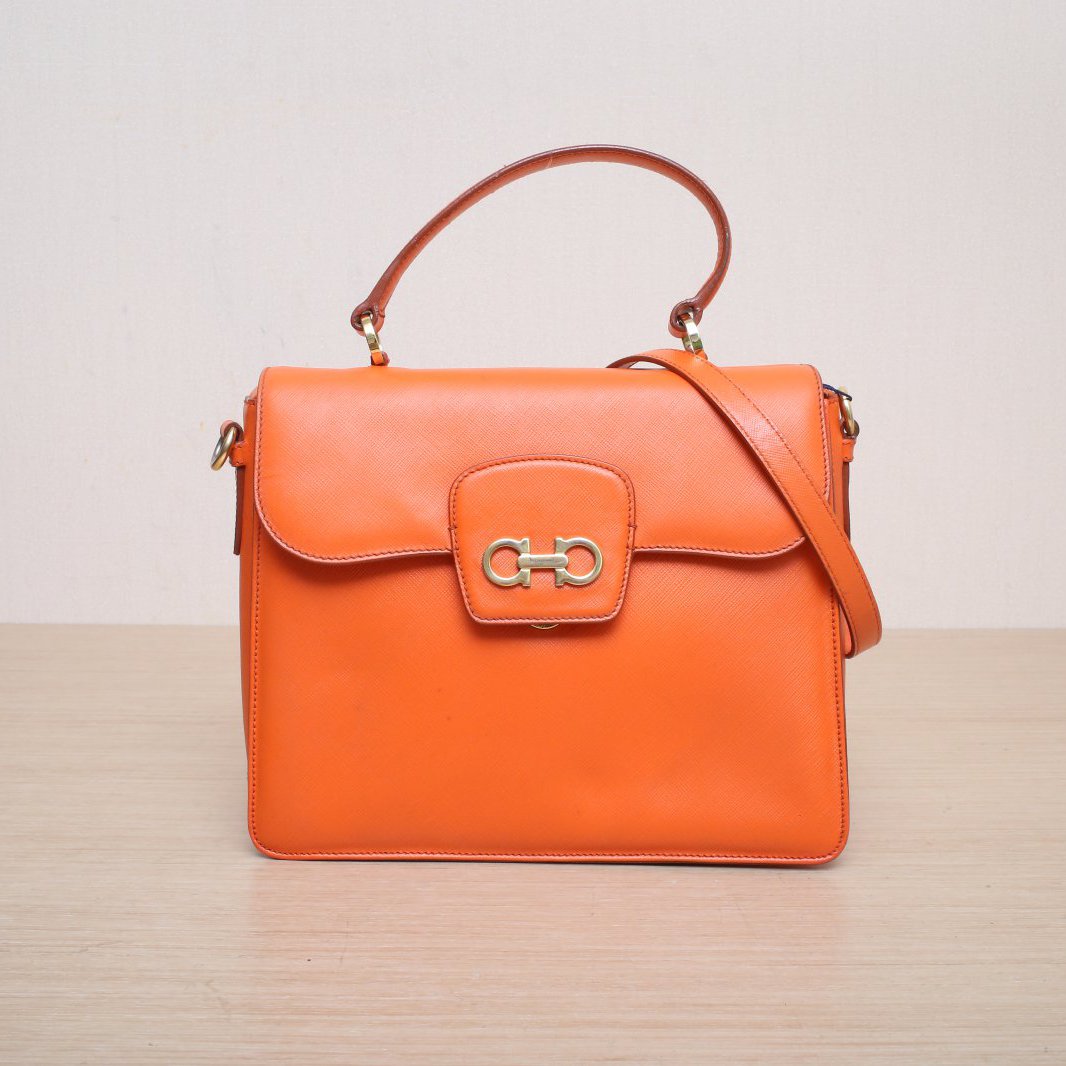 *Salvatore Ferragamo Orange Horsehoe Shoulder/Crossbody Bag-Hana Vintage